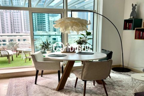 Apartment in Dubai Marina, Dubai 2 bedrooms, 186.55 sq.m. № 120874 - photo 12
