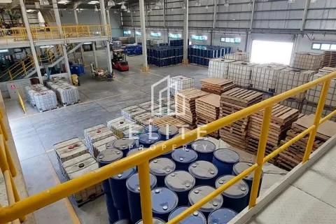 Usine à Dubai, 8406 m², № 56023 - photo 3