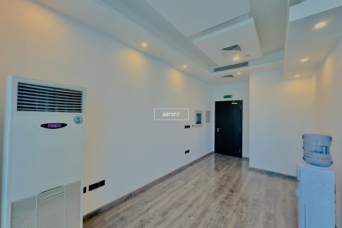 Снять в аренду офис в Бизнес-Бэе, Дубай: 95.1м², № 51026 - фото 5