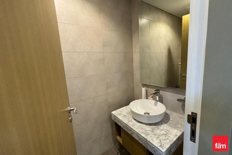 Apartment in Business Bay, Dubai 3 bedrooms, 120.9 sq.m. № 96155 - photo 17