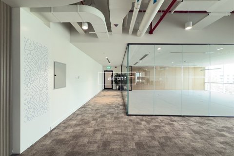 Office in Sheikh Zayed Road, Dubai 242.7 sq.m. № 54836 - photo 8