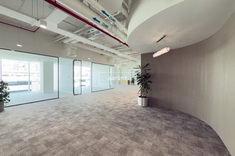 Office in Sheikh Zayed Road, Dubai 242.7 sq.m. № 54836 - photo 11