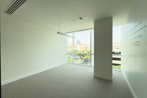 Office in Sheikh Zayed Road, Dubai 242.7 sq.m. № 54836 - photo 3