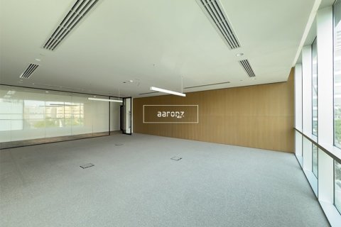 Office in Sheikh Zayed Road, Dubai 242.7 sq.m. № 54836 - photo 7