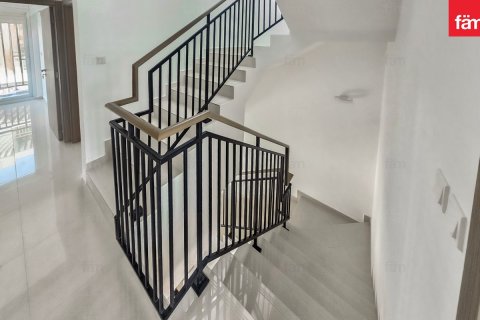 Adosado en Dubai, 3 dormitorios, 180.7 m², № 83534 - foto 11