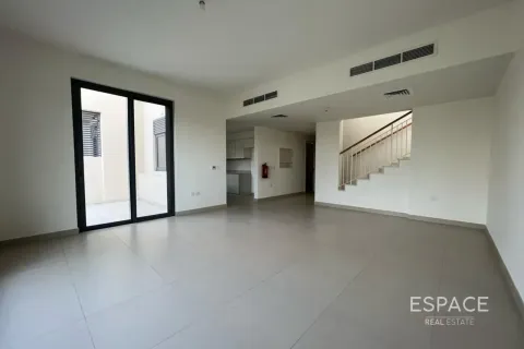 Villa in Dubai Hills Estate, Dubai 3 bedrooms, 211 sq.m. № 122904 - photo 3