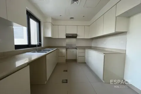 Villa in Dubai Hills Estate, Dubai 3 bedrooms, 211 sq.m. № 122904 - photo 4