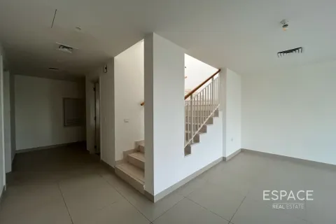 Villa in Dubai Hills Estate, Dubai 3 bedrooms, 211 sq.m. № 122904 - photo 9