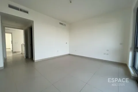 Villa in Dubai Hills Estate, Dubai 3 bedrooms, 211 sq.m. № 122904 - photo 7