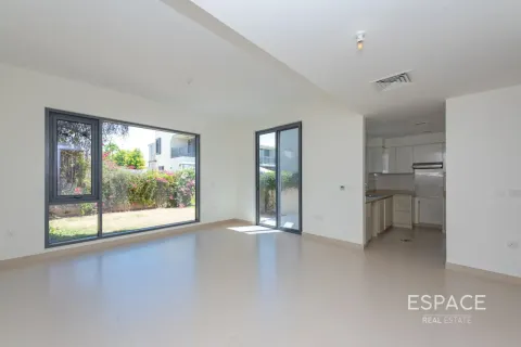 Villa in Dubai Hills Estate, Dubai 3 bedrooms, 211 sq.m. № 122906 - photo 9
