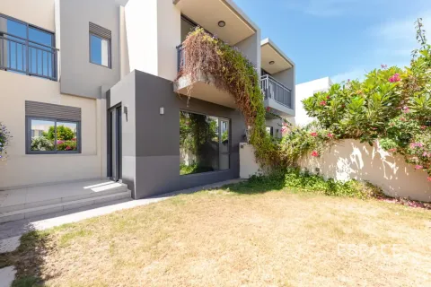 Villa in Dubai Hills Estate, Dubai 3 bedrooms, 211 sq.m. № 122906 - photo 4