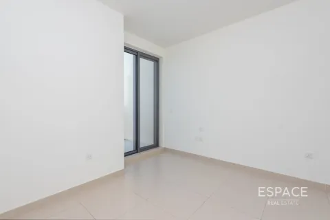 Villa in Dubai Hills Estate, Dubai 3 bedrooms, 211 sq.m. № 122906 - photo 14