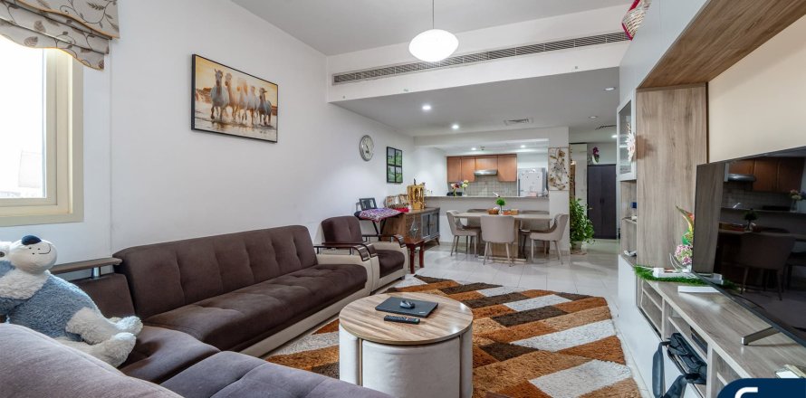 Квартира в Greens, Дубай, 2 спальни, 107м², № 75942