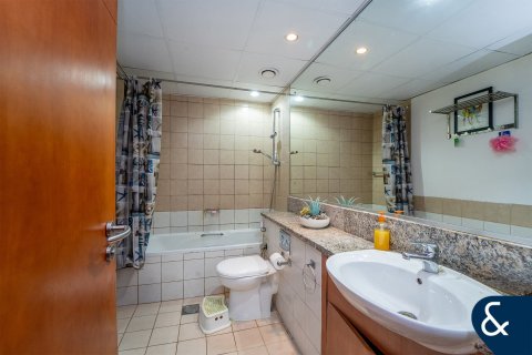 Купить квартиру в Greens, Дубай: 2 спальни, 107м², № 75942 - фото 8