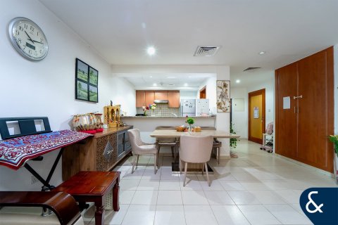 Купить квартиру в Greens, Дубай: 2 спальни, 107м², № 75942 - фото 4