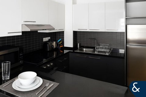 Apartamento en Silverene, Dubai Marina, Dubai, 1 dormitorio, 57 m², № 75944 - foto 9