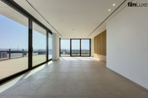 Apartment in Dubai 3 bedrooms, 335.7 sq.m. № 110654