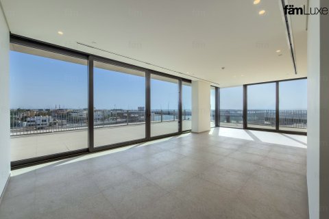 Apartment in Dubai 3 bedrooms, 335.7 sq.m. № 110654 - photo 26