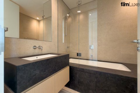 Apartment in Dubai 3 bedrooms, 335.7 sq.m. № 110654 - photo 11