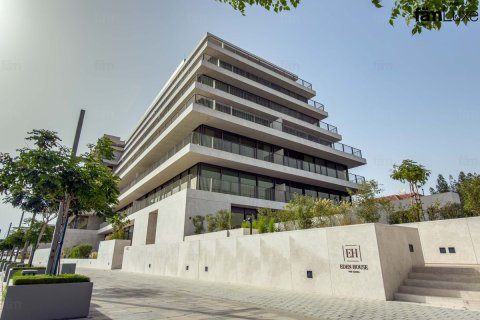 Apartment in Dubai 3 bedrooms, 335.7 sq.m. № 110654 - photo 2
