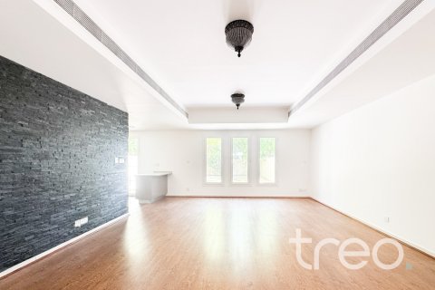 Villa in The Springs, Dubai 3 bedrooms, 228.08 sq.m. № 120242 - photo 2
