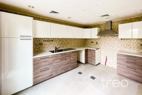 Villa à The Springs, Dubai, 3 chambres, 228.08 m², № 120241 - photo 3
