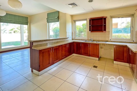 Villa in Saheel, Arabian Ranches, Dubai 3 bedrooms, 294.13 sq.m. № 120238 - photo 10