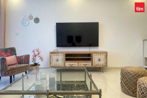 Снять в аренду квартиру в Бизнес-Бэе, Дубай: 2 спальни, 146.8м², № 8479 - фото 3