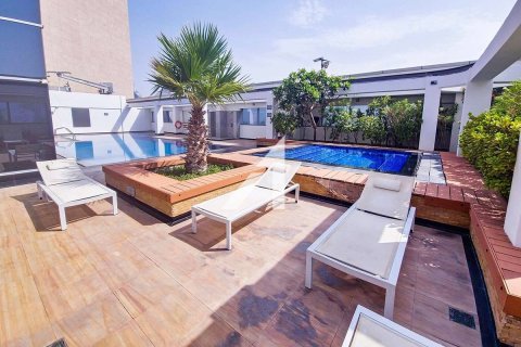Снять в аренду квартиру в Дубае: 2 спальни, 118.5м², № 9938 - фото 3