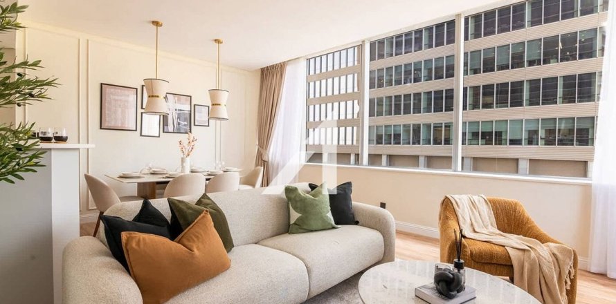 Квартира в Дубае, 2 спальни, 118.5м², № 9938
