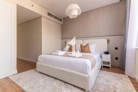 Снять в аренду квартиру в Дубае: 2 спальни, 118.5м², № 9938 - фото 7