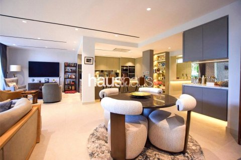 Villa in Emaar 6 Towers, Dubai Marina, Dubai 3 bedrooms, 520 sq.m. № 43687 - photo 10