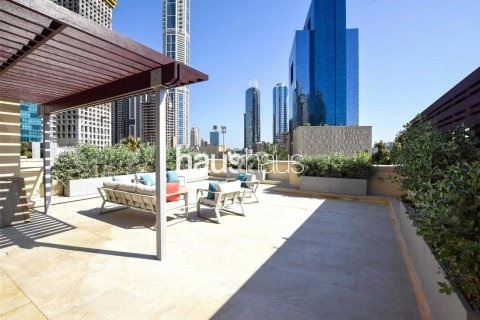Villa in Emaar 6 Towers, Dubai Marina, Dubai 3 bedrooms, 520 sq.m. № 43687 - photo 4