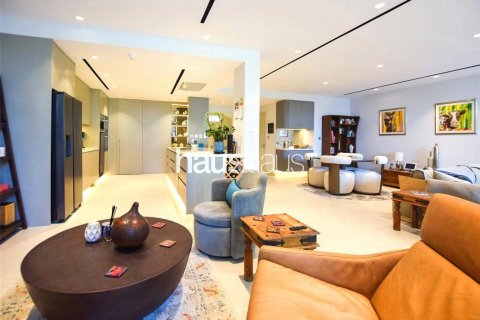 Villa in Emaar 6 Towers, Dubai Marina, Dubai 3 bedrooms, 520 sq.m. № 43687 - photo 17