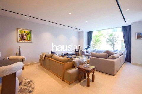 Villa in Emaar 6 Towers, Dubai Marina, Dubai 3 bedrooms, 520 sq.m. № 43687 - photo 15