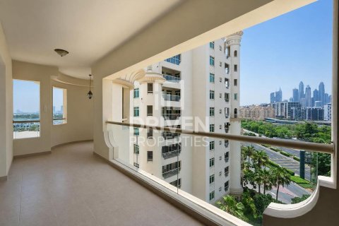 Appartement à Shoreline Apartments, Palm Jumeirah, Dubai, 3 chambres, 200.21 m², № 126671 - photo 16