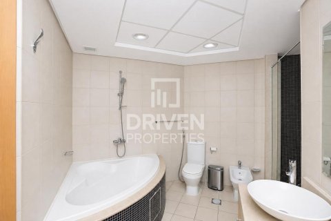 Appartement à Shoreline Apartments, Palm Jumeirah, Dubai, 3 chambres, 200.21 m², № 126671 - photo 14