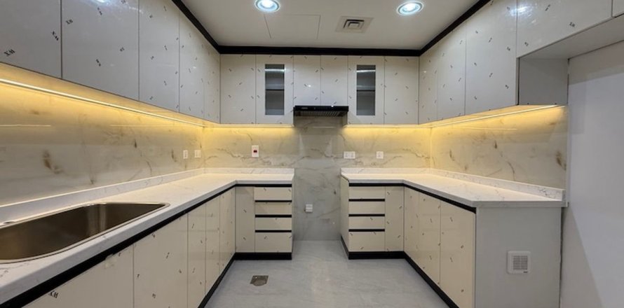 Apartment in Business Bay, Dubai 2 bedrooms, 149.2 sq.m. № 100313