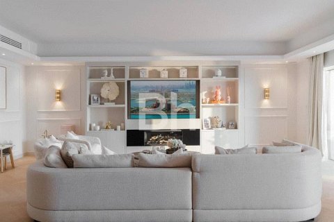 Apartment in Palm Jumeirah, Dubai 3 bedrooms, 314 sq.m. № 56266 - photo 14