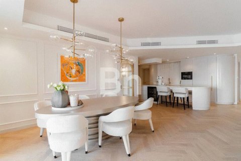 Apartment in Palm Jumeirah, Dubai 3 bedrooms, 314 sq.m. № 56266 - photo 5
