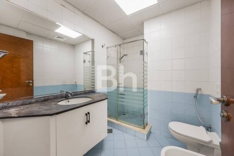 Apartamento en Jumeirah Lake Towers, Dubai, 2 dormitorios, 148 m², № 56262 - foto 5
