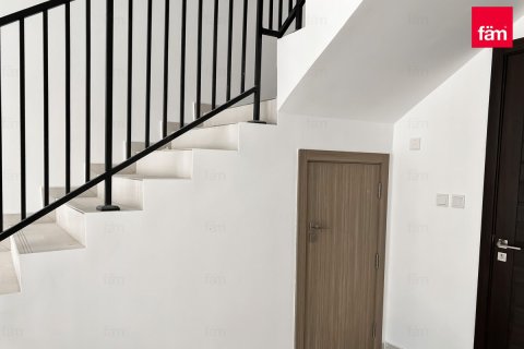 Купить таунхаус в Дубае: 3 спальни, 112.2м², № 49324 - фото 11