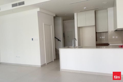 Villa à Dubai, 3 chambres, 137.8 m², № 49314 - photo 2
