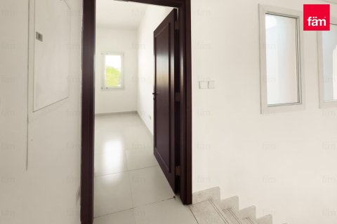 Villa in Dubai 2 bedrooms, 187.3 sq.m. № 49315 - photo 15