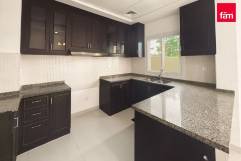 Villa in Dubai 2 bedrooms, 187.3 sq.m. № 49315 - photo 6