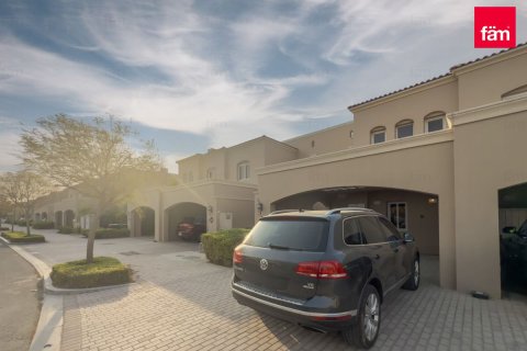 Villa in Dubai 2 bedrooms, 187.3 sq.m. № 49315 - photo 17