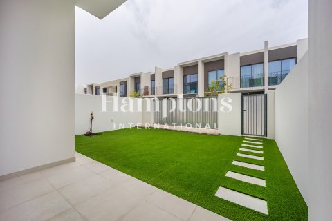 Townhouse in Al Manara, Jumeirah Village Triangle, Dubai 3 bedrooms, 175.49376700 sq.m. № 100554 - photo 8