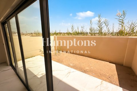 Townhouse in Hillside at Jumeirah Golf Estates, Jumeirah Golf Estates, Dubai 3 bedrooms, 208.66013800 sq.m. № 100550 - photo 6