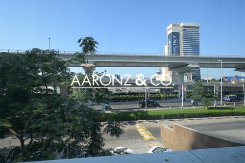 Снять в аренду офис в Sheikh Zayed Road, Дубай: 93м², № 90106 - фото 12