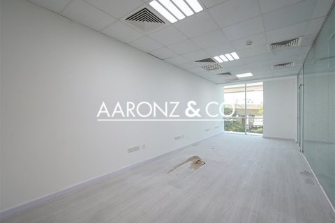 Офис в Sheikh Zayed Road, Дубай, 93м², № 90106